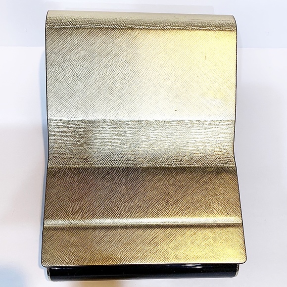 Kate Spade Gold Portable Wireless Bluetooth Speaker - Picture 15 of 16